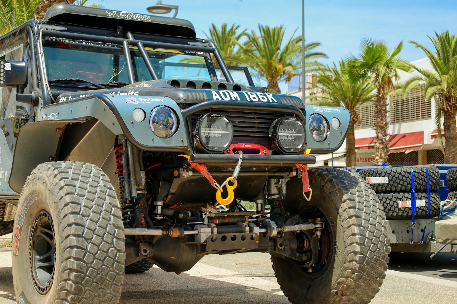 rally green jeep wallpaper 4k